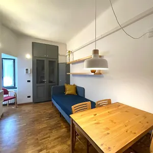 Aparthotel Easy - And Navigli, Mailand
